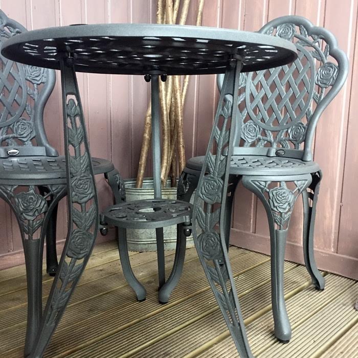 ROSE Bistro Set (Tisch mit 2 Stühlen)